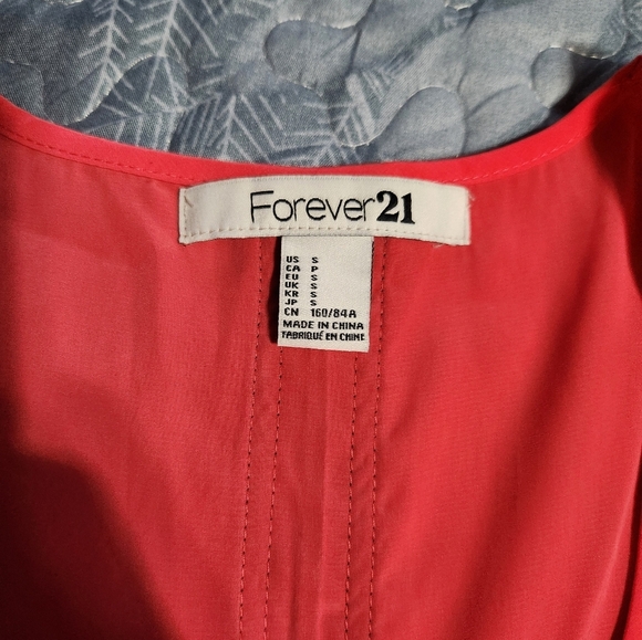 Womens sleeveless top - Picture 4 of 7